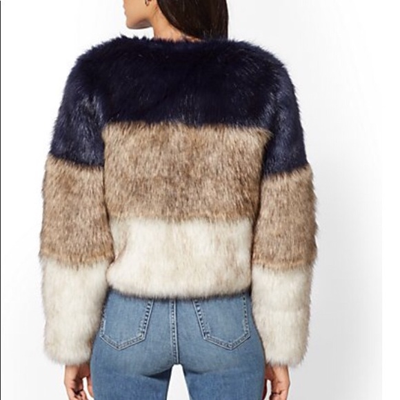 New York & Company Jackets & Blazers - SALE🎉 NWT Faux fur coat